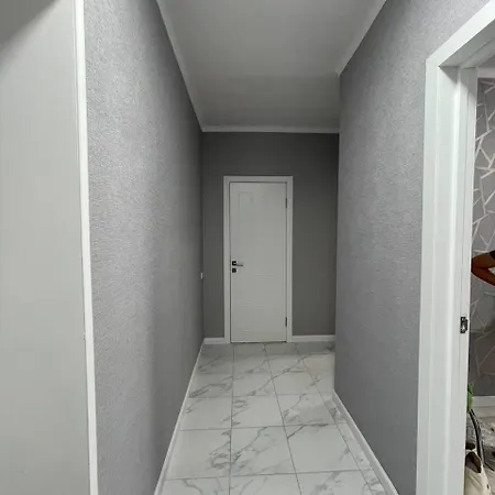 Уютные Апартаменты В Жк Молодежный Promyshlennyy Exterior photo