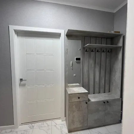 Уютные Апартаменты В Жк Молодежный Promyshlennyy Exterior photo